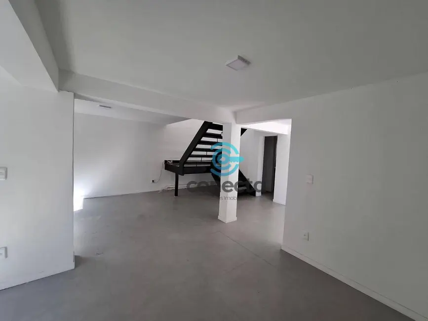 Casa para alugar, 205m2 em Icaraí, Niteroi - RJ - imagem 6 Foto 6 de Casa para alugar, 205m2 em Icaraí, Niteroi - RJ