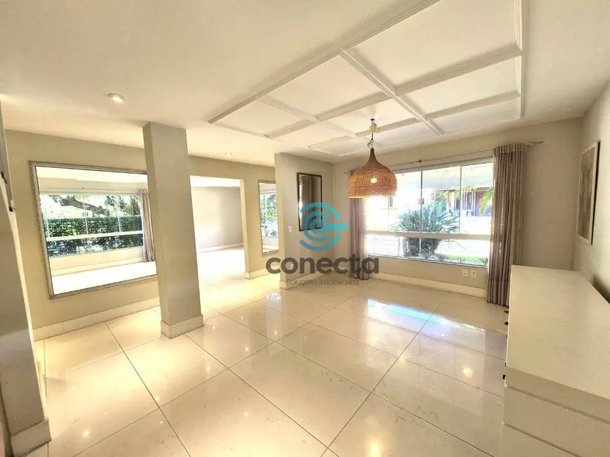 Casa de Condomínio com 4 quartos à venda, 477m2 em Badu, Niteroi - RJ - imagem 5 Foto 5 de Casa de Condomínio com 4 quartos à venda, 477m2 em Badu, Niteroi - RJ