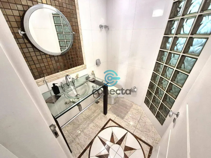 Casa de Condomínio com 4 quartos à venda, 477m2 em Badu, Niteroi - RJ - imagem 8 Foto 8 de Casa de Condomínio com 4 quartos à venda, 477m2 em Badu, Niteroi - RJ