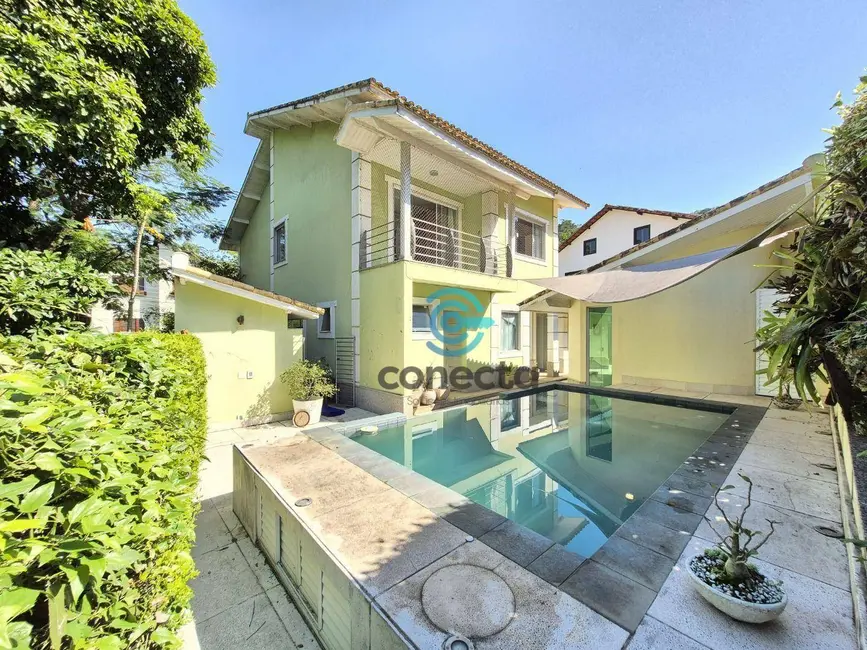 Casa de Condomínio com 4 quartos à venda, 477m2 em Badu, Niteroi - RJ - imagem 1 Foto 1 de Casa de Condomínio com 4 quartos à venda, 477m2 em Badu, Niteroi - RJ
