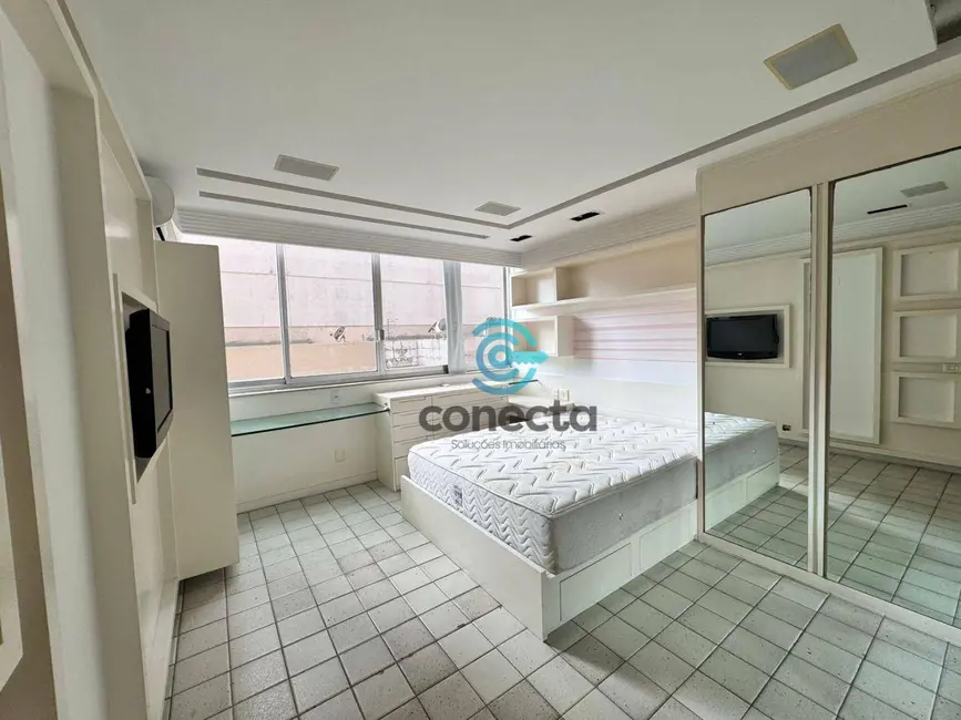 Foto 8 de Apartamento com 4 quartos à venda, 400m2 em Icaraí, Niteroi - RJ