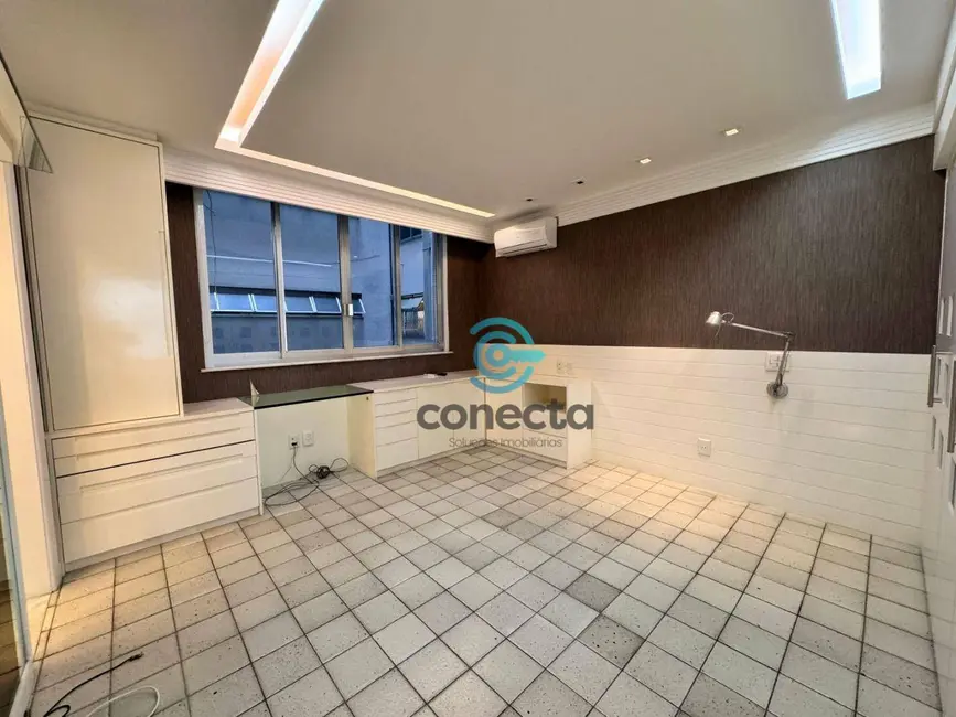 Foto 6 de Apartamento com 4 quartos à venda, 400m2 em Icaraí, Niteroi - RJ