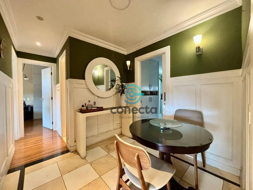 Foto 8 de Apartamento com 3 quartos à venda, 155m2 em Icaraí, Niteroi - RJ