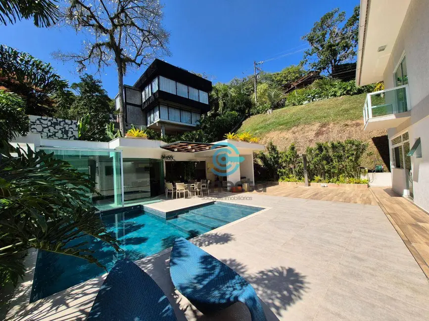 Foto 1 de Casa de Condomínio com 4 quartos à venda, 1200m2 em Mata Paca, Niteroi - RJ