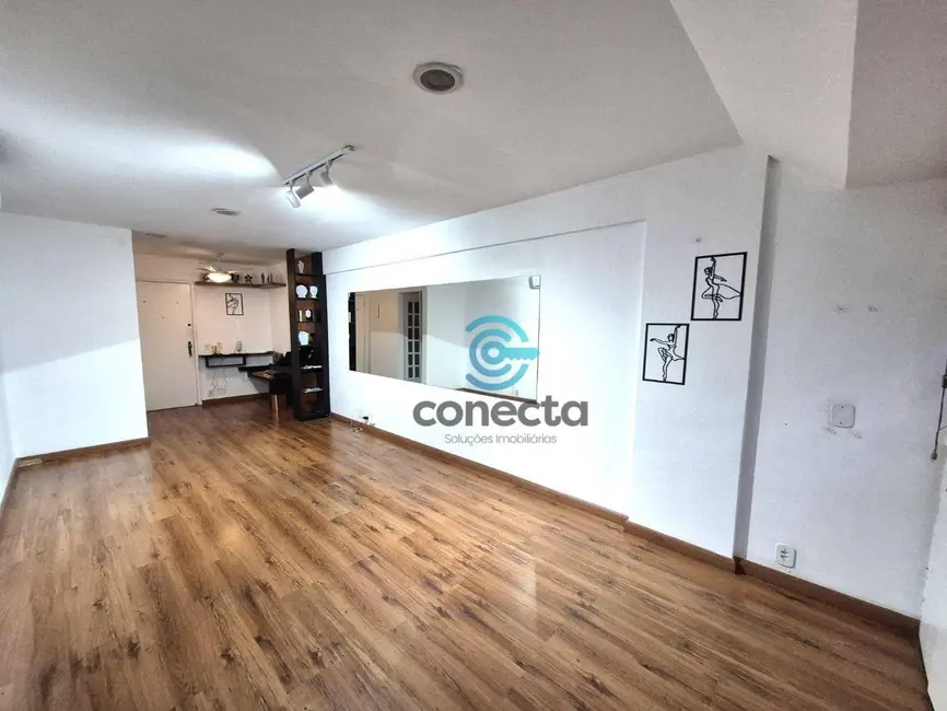 Sala Comercial à venda e para alugar, 30m2 em São Francisco, Niteroi - RJ - imagem 4 Foto 4 de Sala Comercial à venda e para alugar, 30m2 em São Francisco, Niteroi - RJ