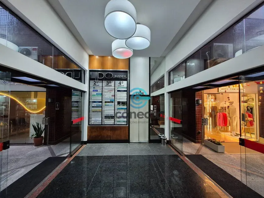 Sala Comercial à venda e para alugar, 30m2 em São Francisco, Niteroi - RJ - imagem 9 Foto 9 de Sala Comercial à venda e para alugar, 30m2 em São Francisco, Niteroi - RJ