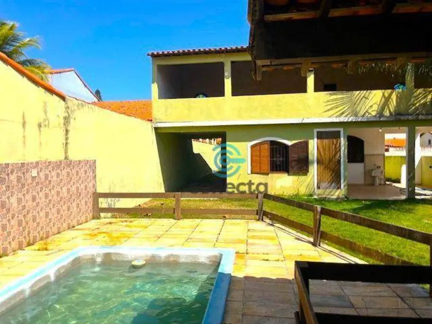 Foto 4 de Casa com 4 quartos à venda, 480m2 em Marica - RJ