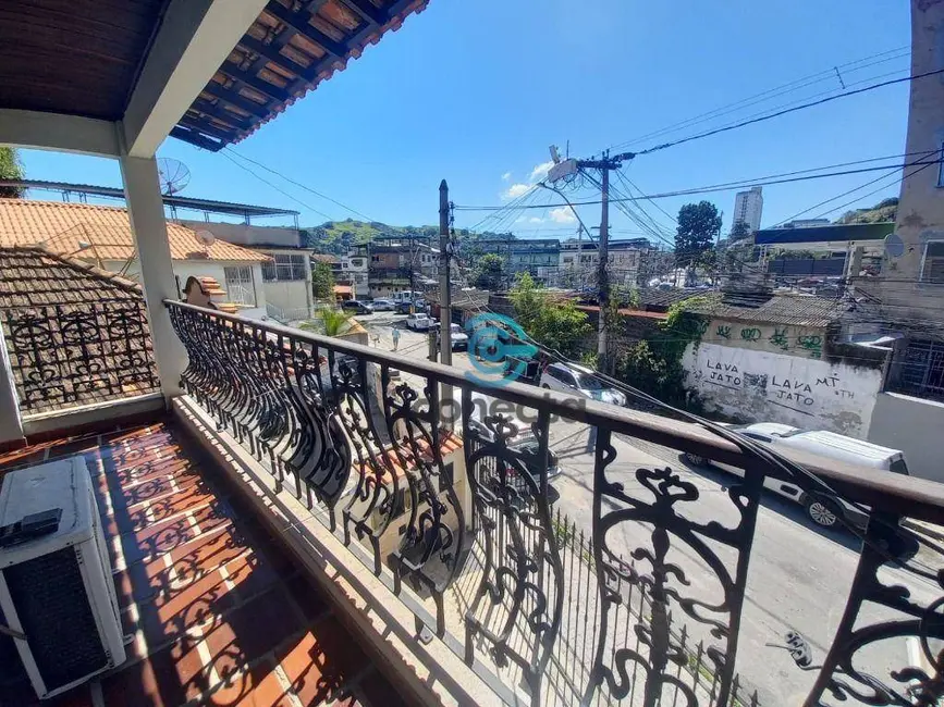 Casa com 4 quartos à venda, 300m2 em Barro Vermelho, Sao Goncalo - RJ - imagem 3 Foto 3 de Casa com 4 quartos à venda, 300m2 em Barro Vermelho, Sao Goncalo - RJ