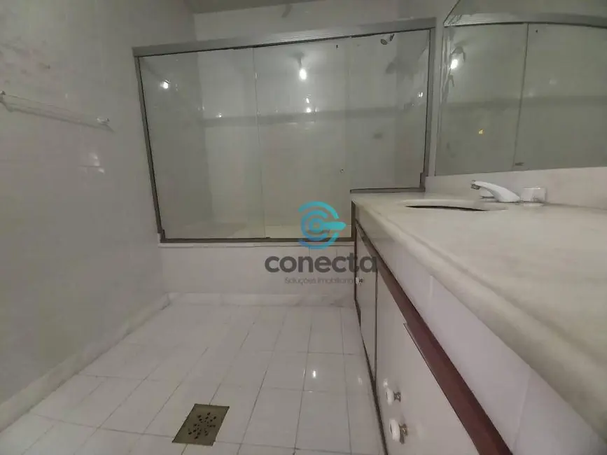 Casa com 4 quartos à venda, 300m2 em Barro Vermelho, Sao Goncalo - RJ - imagem 9 Foto 9 de Casa com 4 quartos à venda, 300m2 em Barro Vermelho, Sao Goncalo - RJ