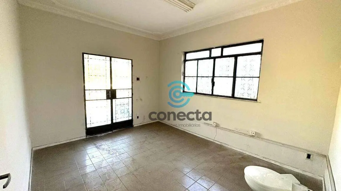 Foto 2 de Casa com 5 quartos à venda, 450m2 em Colubande, Sao Goncalo - RJ
