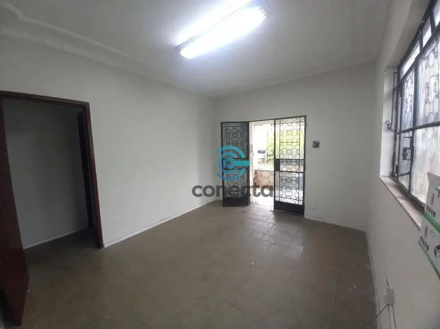 Foto 1 de Casa com 4 quartos à venda, 176m2 em Colubande, Sao Goncalo - RJ