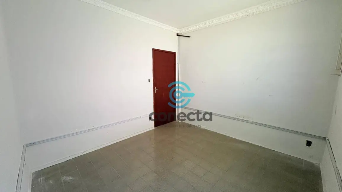 Foto 9 de Casa com 5 quartos à venda, 450m2 em Colubande, Sao Goncalo - RJ
