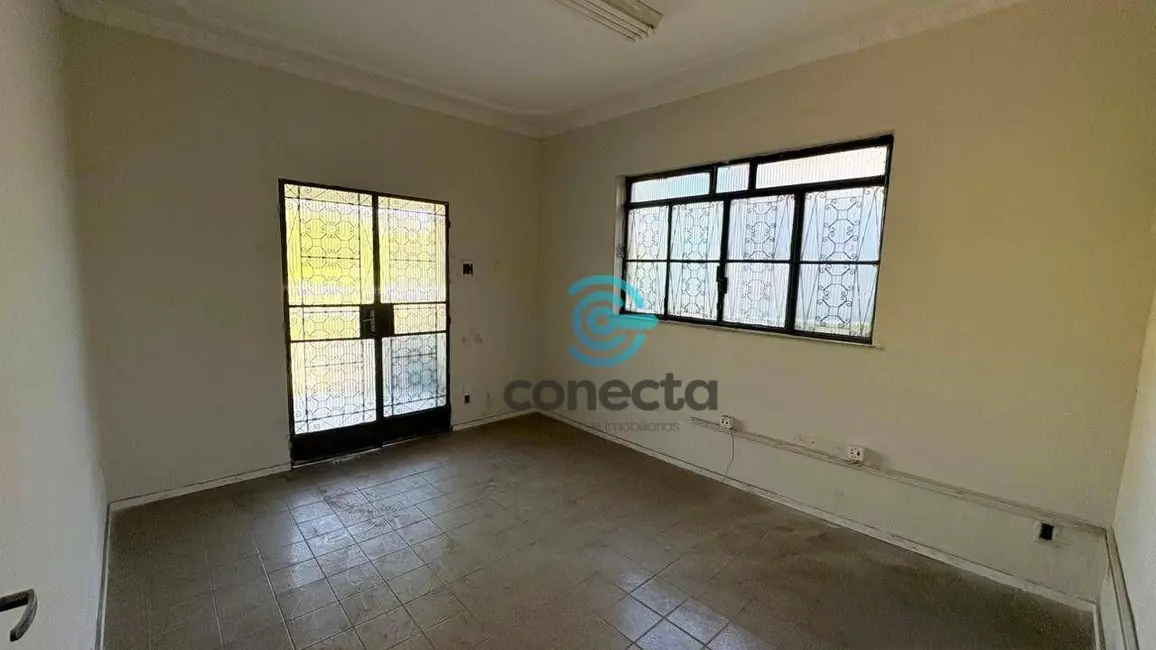 Casa com 5 quartos à venda, 450m2 em Colubande, Sao Goncalo - RJ - imagem 8 Foto 8 de Casa com 5 quartos à venda, 450m2 em Colubande, Sao Goncalo - RJ