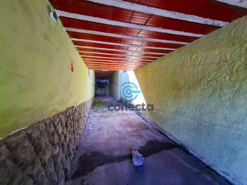 Casa com 5 quartos à venda, 450m2 em Colubande, Sao Goncalo - RJ - imagem 5 Foto 5 de Casa com 5 quartos à venda, 450m2 em Colubande, Sao Goncalo - RJ