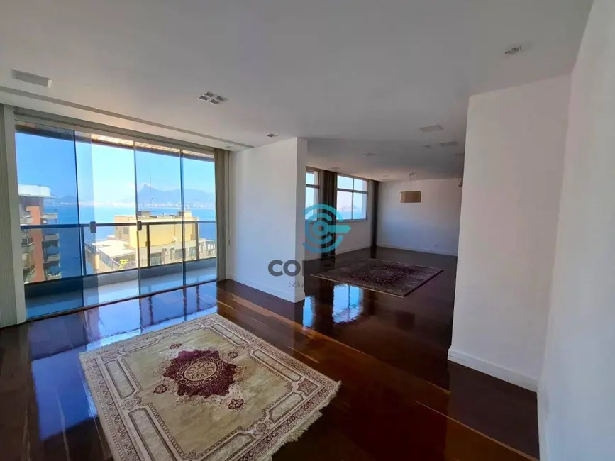 Apartamento com 3 quartos para alugar, 202m2 em Boa Viagem, Niteroi - RJ - imagem 1 Foto 1 de Apartamento com 3 quartos para alugar, 202m2 em Boa Viagem, Niteroi - RJ