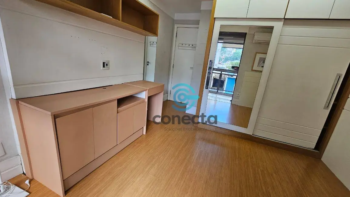 Foto 6 de Apartamento com 3 quartos à venda, 140m2 em Icaraí, Niteroi - RJ