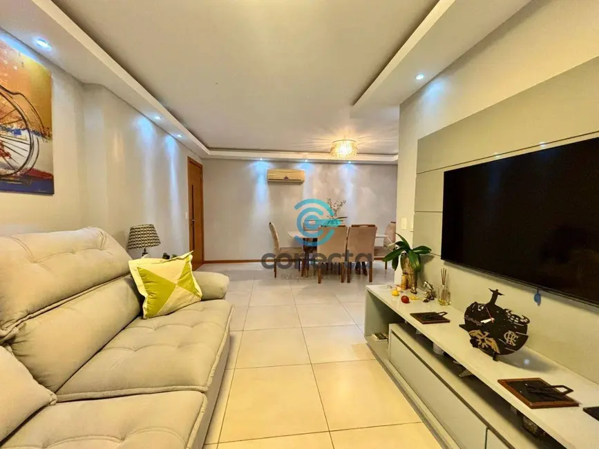 Apartamento com 3 quartos à venda, 115m2 em Icaraí, Niteroi - RJ - imagem 2 Foto 2 de Apartamento com 3 quartos à venda, 115m2 em Icaraí, Niteroi - RJ