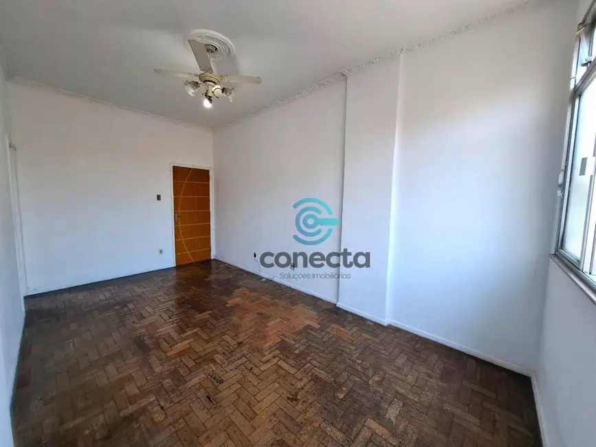 Apartamento com 2 quartos para alugar, 70m2 em Centro, Niteroi - RJ - imagem 2 Foto 2 de Apartamento com 2 quartos para alugar, 70m2 em Centro, Niteroi - RJ