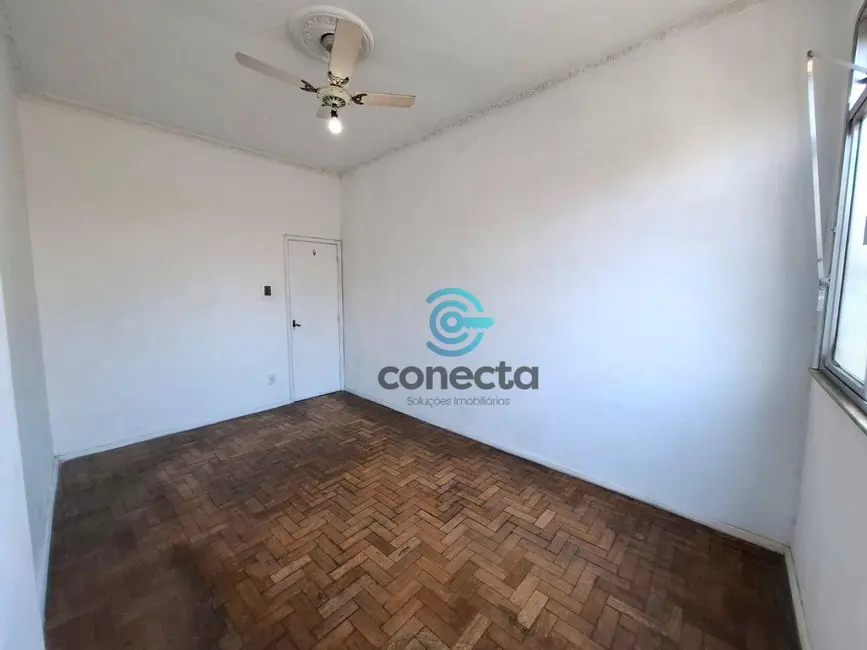 Apartamento com 2 quartos para alugar, 70m2 em Centro, Niteroi - RJ - imagem 8 Foto 8 de Apartamento com 2 quartos para alugar, 70m2 em Centro, Niteroi - RJ