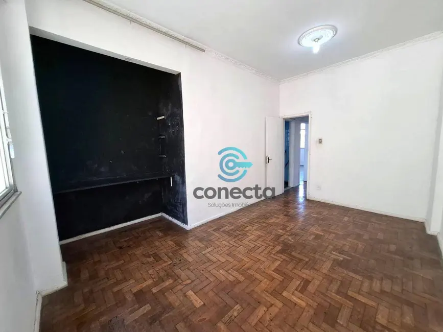 Apartamento com 2 quartos para alugar, 70m2 em Centro, Niteroi - RJ - imagem 4 Foto 4 de Apartamento com 2 quartos para alugar, 70m2 em Centro, Niteroi - RJ