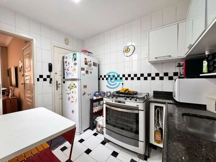 Apartamento com 2 quartos à venda, 70m2 em Icaraí, Niteroi - RJ - imagem 7 Foto 7 de Apartamento com 2 quartos à venda, 70m2 em Icaraí, Niteroi - RJ