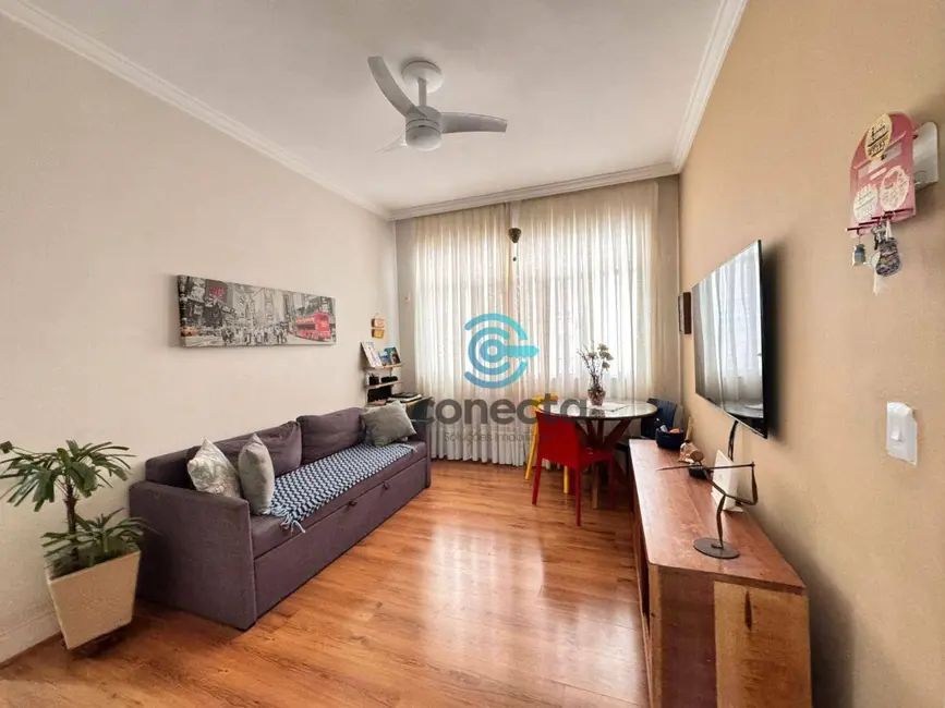 Apartamento com 2 quartos à venda, 70m2 em Icaraí, Niteroi - RJ - imagem 2 Foto 2 de Apartamento com 2 quartos à venda, 70m2 em Icaraí, Niteroi - RJ