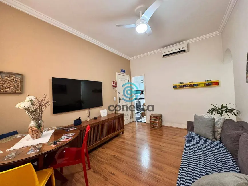 Apartamento com 2 quartos à venda, 70m2 em Icaraí, Niteroi - RJ - imagem 4 Foto 4 de Apartamento com 2 quartos à venda, 70m2 em Icaraí, Niteroi - RJ