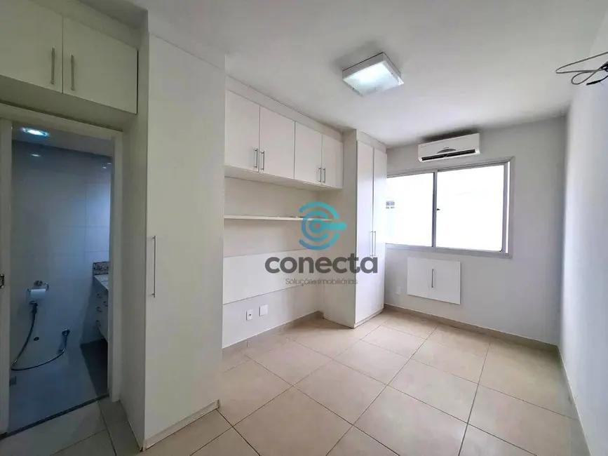 Apartamento com 2 quartos para alugar, 122m2 em Icaraí, Niteroi - RJ - imagem 6 Foto 6 de Apartamento com 2 quartos para alugar, 122m2 em Icaraí, Niteroi - RJ