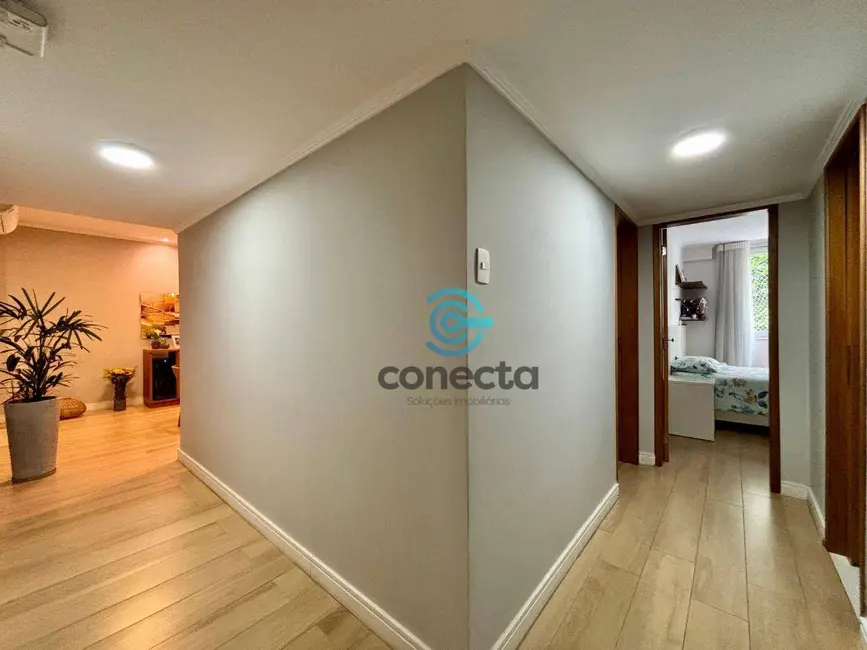 Apartamento com 3 quartos à venda, 140m2 em Icaraí, Niteroi - RJ - imagem 9 Foto 9 de Apartamento com 3 quartos à venda, 140m2 em Icaraí, Niteroi - RJ