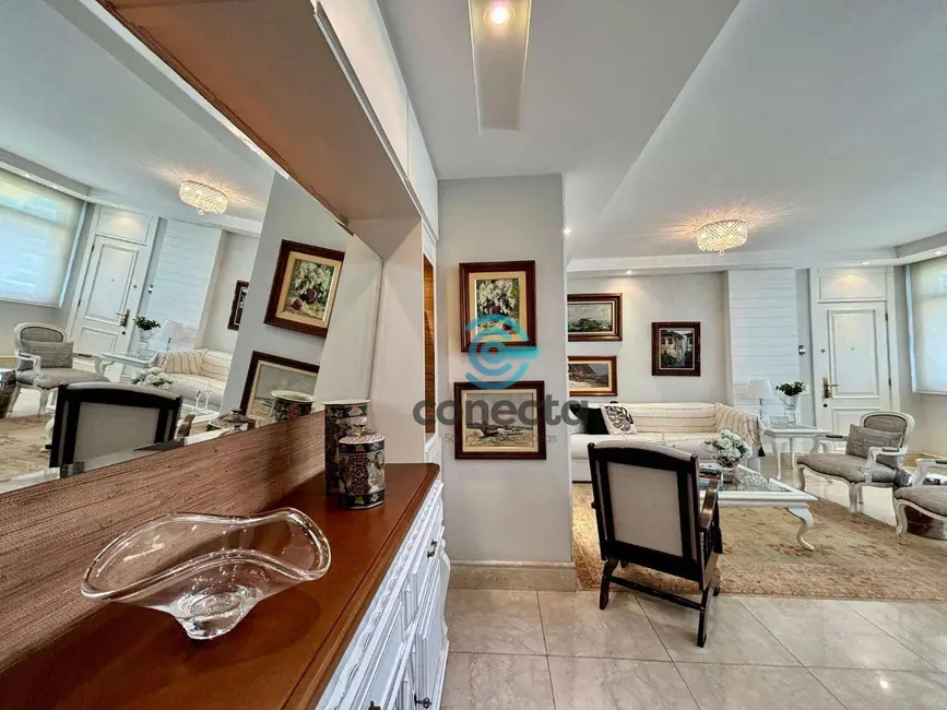 Foto 3 de Apartamento com 3 quartos à venda, 202m2 em Icaraí, Niteroi - RJ