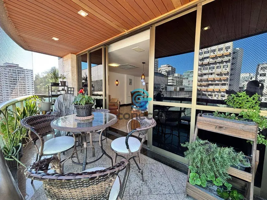 Foto 2 de Apartamento com 3 quartos à venda, 220m2 em Ingá, Niteroi - RJ