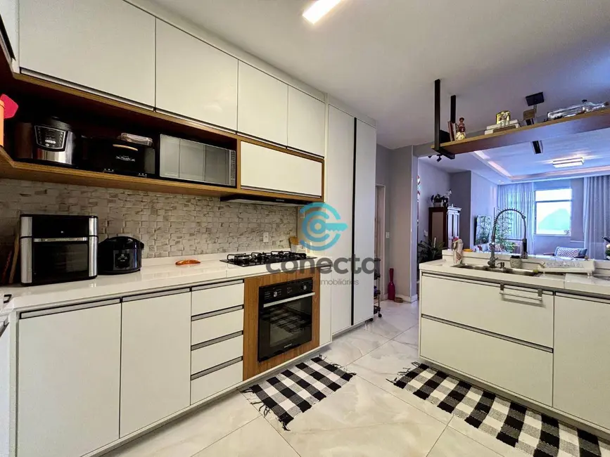 Apartamento com 3 quartos à venda, 140m2 em Icaraí, Niteroi - RJ - imagem 8 Foto 8 de Apartamento com 3 quartos à venda, 140m2 em Icaraí, Niteroi - RJ