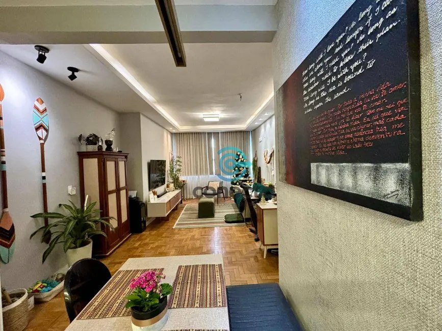 Apartamento com 3 quartos à venda, 140m2 em Icaraí, Niteroi - RJ - imagem 6 Foto 6 de Apartamento com 3 quartos à venda, 140m2 em Icaraí, Niteroi - RJ