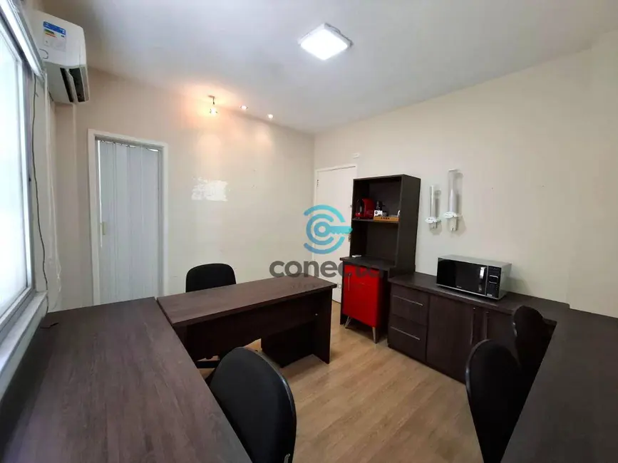 Sala Comercial à venda e para alugar, 19m2 em Centro, Niteroi - RJ - imagem 2 Foto 2 de Sala Comercial à venda e para alugar, 19m2 em Centro, Niteroi - RJ