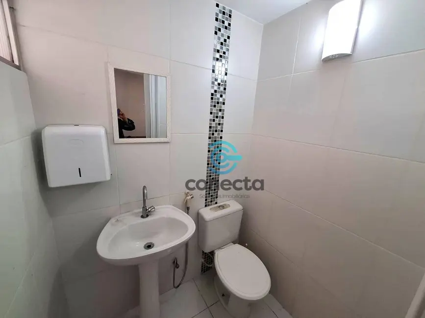Sala Comercial à venda e para alugar, 19m2 em Centro, Niteroi - RJ - imagem 7 Foto 7 de Sala Comercial à venda e para alugar, 19m2 em Centro, Niteroi - RJ