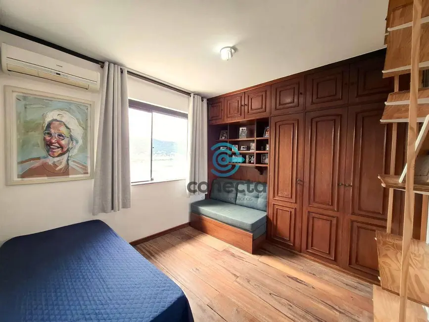 Foto 9 de Casa com 6 quartos à venda, 921m2 em São Francisco, Niteroi - RJ