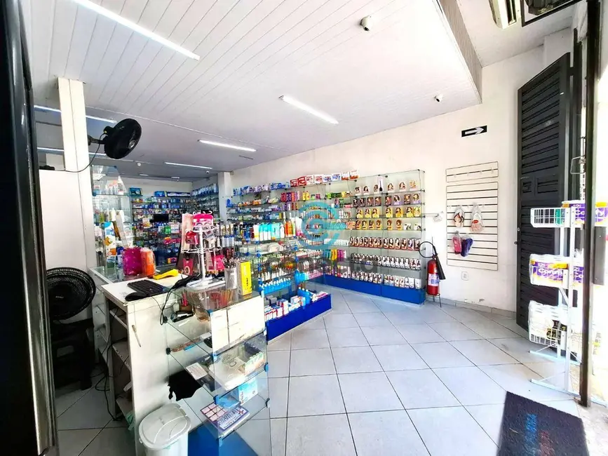 Foto 6 de Loja à venda em Santa Rosa, Niteroi - RJ