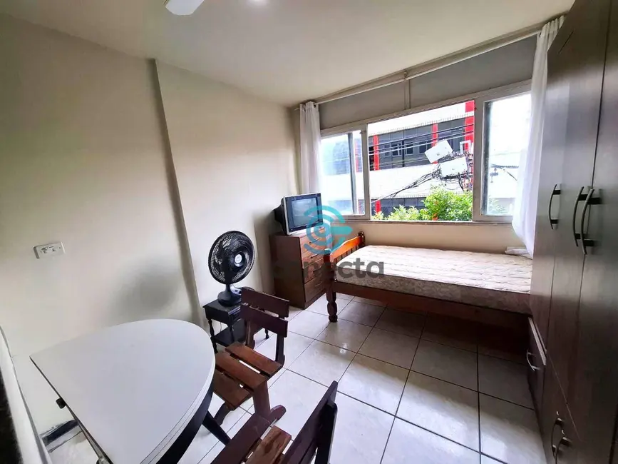 Foto 3 de Apartamento com 1 quarto para alugar, 28m2 em Centro, Niteroi - RJ