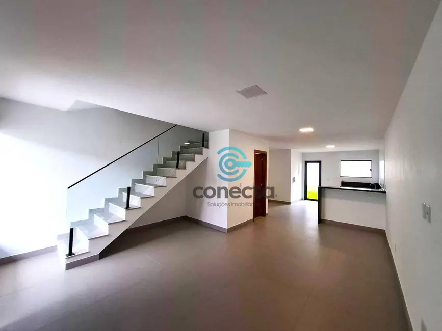 Foto 3 de Casa com 3 quartos à venda, 180m2 em Piratininga, Niteroi - RJ