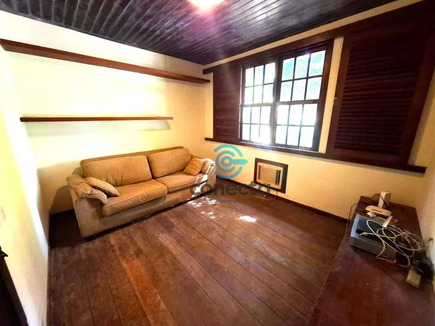 Foto 9 de Casa de Condomínio com 3 quartos para alugar, 242m2 em Itaipu, Niteroi - RJ