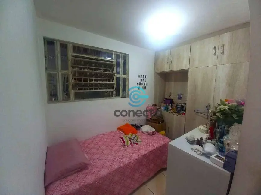 Foto 9 de Casa de Condomínio com 3 quartos à venda, 300m2 em Zé Garoto, Sao Goncalo - RJ