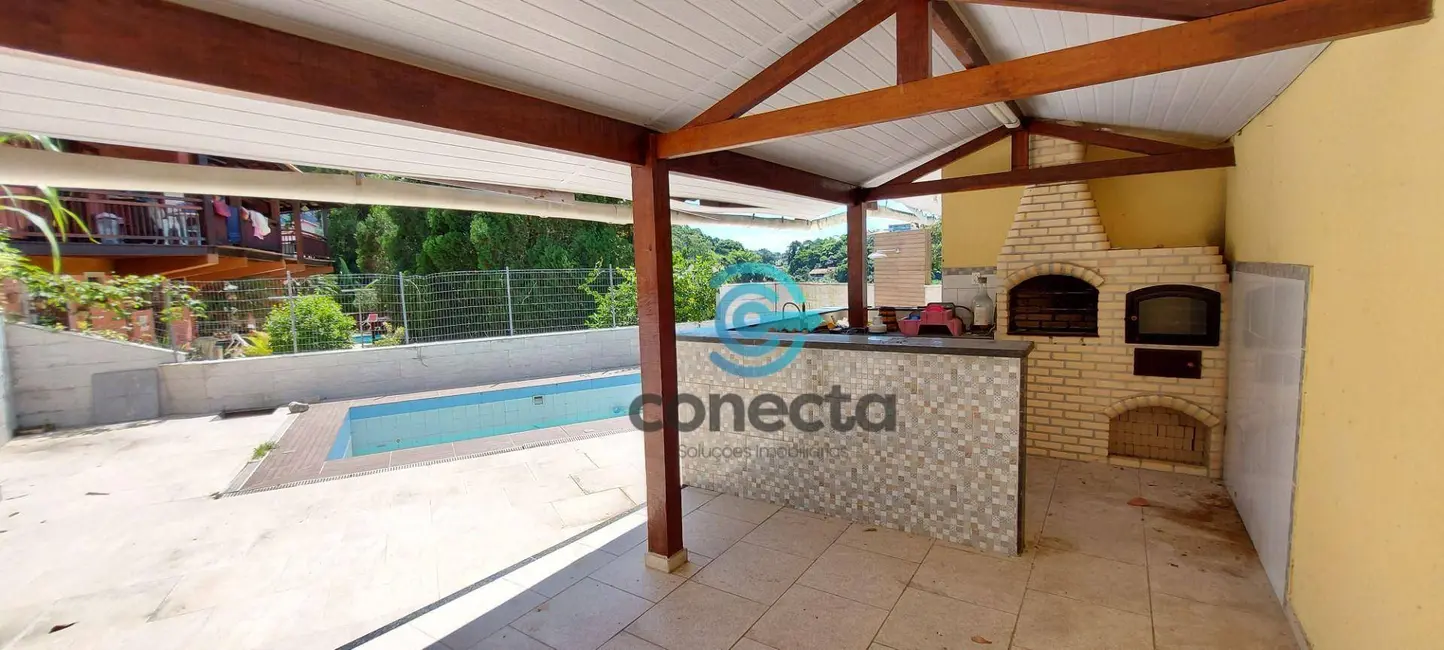 Casa de Condomínio com 4 quartos à venda e para alugar, 1332m2 em Largo da Batalha, Niteroi - RJ - imagem 3 Foto 3 de Casa de Condomínio com 4 quartos à venda e para alugar, 1332m2 em Largo da Batalha, Niteroi - RJ