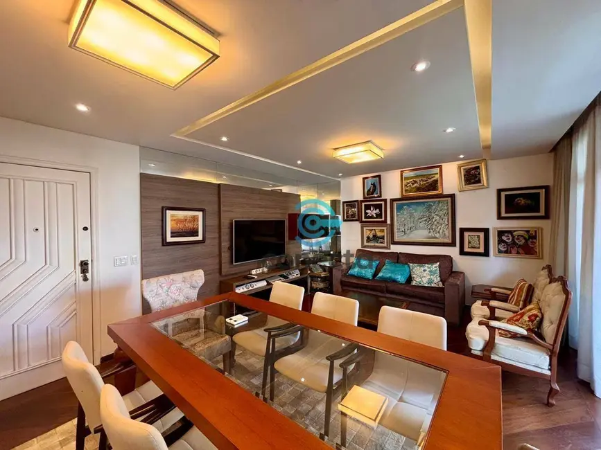 Apartamento com 3 quartos à venda, 120m2 em Icaraí, Niteroi - RJ - imagem 4 Foto 4 de Apartamento com 3 quartos à venda, 120m2 em Icaraí, Niteroi - RJ