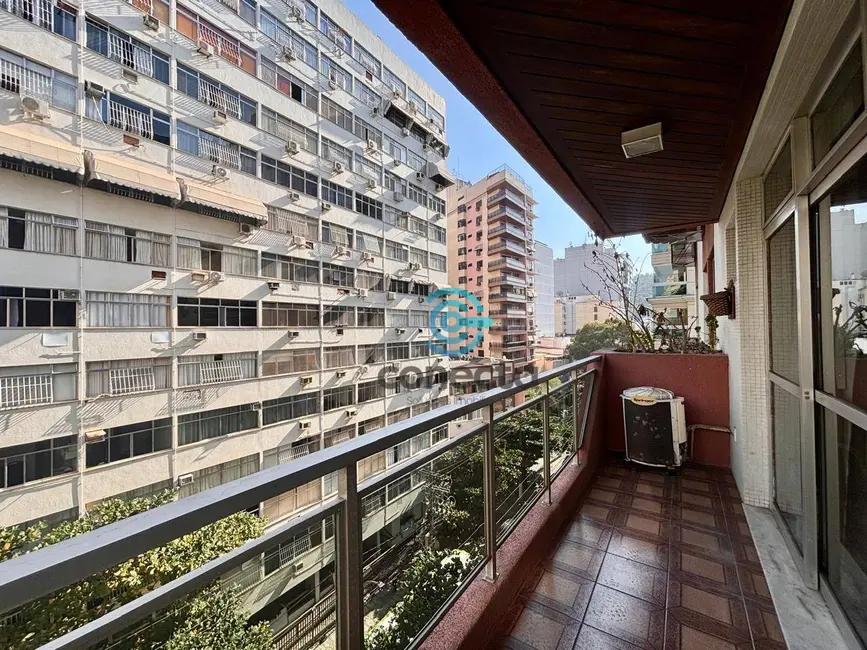 Apartamento com 3 quartos à venda, 120m2 em Icaraí, Niteroi - RJ - imagem 2 Foto 2 de Apartamento com 3 quartos à venda, 120m2 em Icaraí, Niteroi - RJ