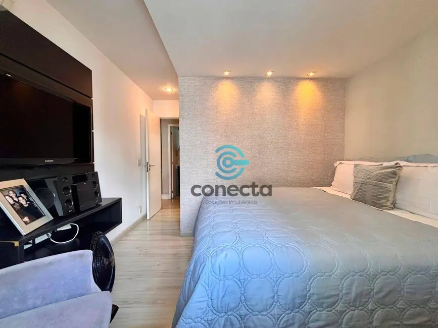 Apartamento com 2 quartos à venda, 98m2 em Icaraí, Niteroi - RJ - imagem 8 Foto 8 de Apartamento com 2 quartos à venda, 98m2 em Icaraí, Niteroi - RJ