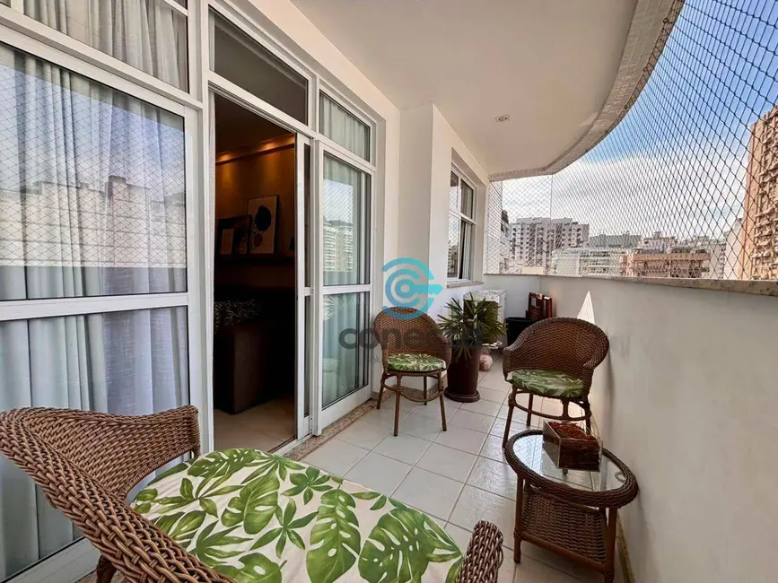 Apartamento com 2 quartos à venda, 98m2 em Icaraí, Niteroi - RJ - imagem 3 Foto 3 de Apartamento com 2 quartos à venda, 98m2 em Icaraí, Niteroi - RJ