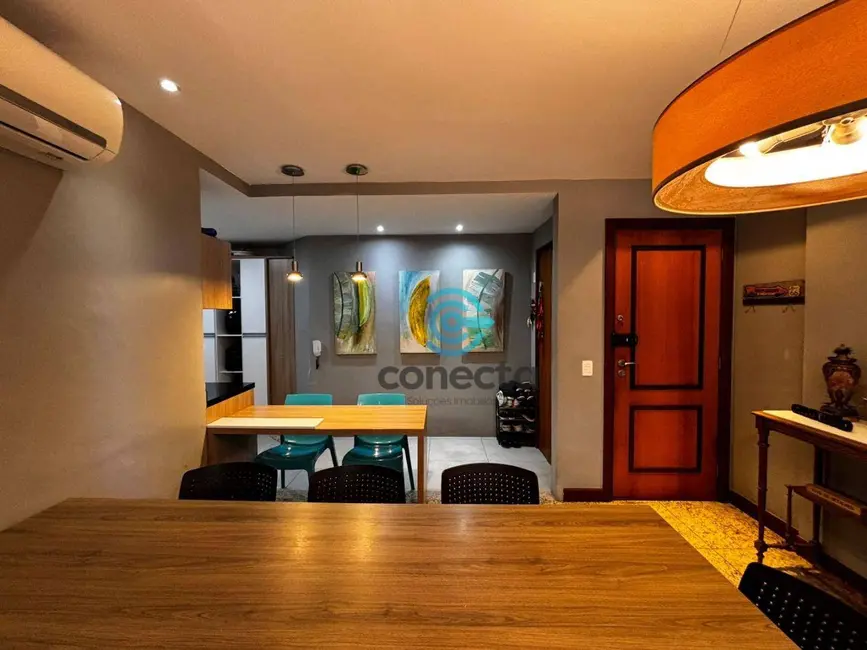 Apartamento com 3 quartos à venda, 125m2 em Icaraí, Niteroi - RJ - imagem 4 Foto 4 de Apartamento com 3 quartos à venda, 125m2 em Icaraí, Niteroi - RJ