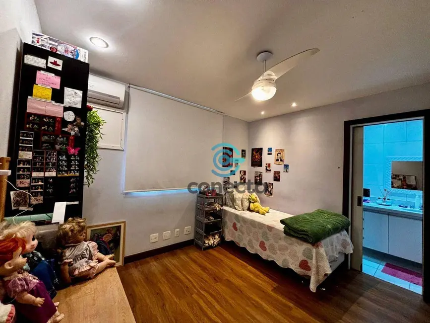 Apartamento com 3 quartos à venda, 125m2 em Icaraí, Niteroi - RJ - imagem 9 Foto 9 de Apartamento com 3 quartos à venda, 125m2 em Icaraí, Niteroi - RJ