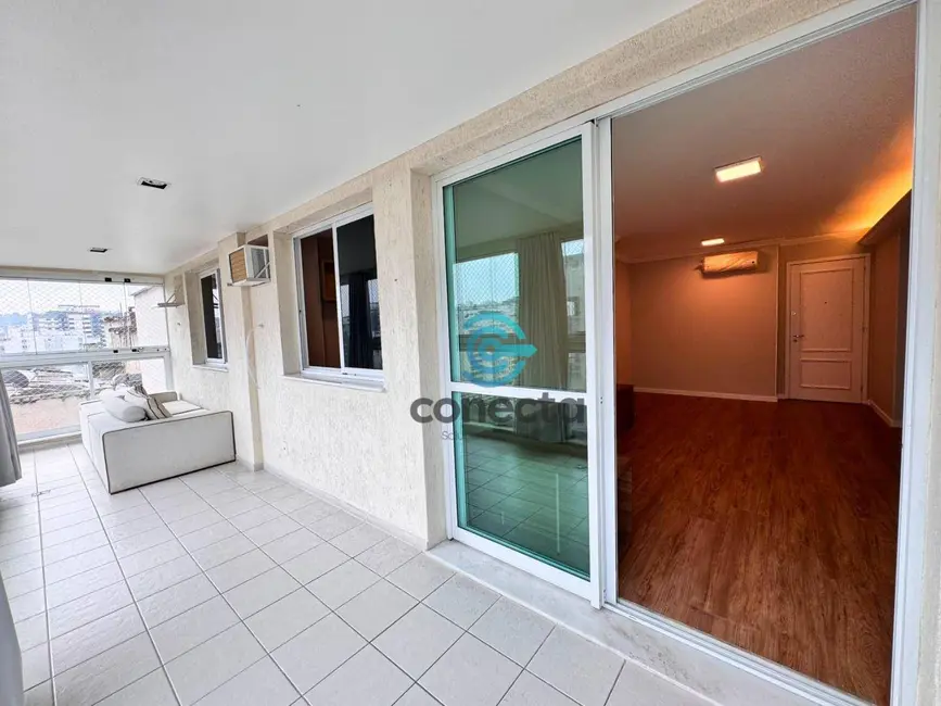 Apartamento com 3 quartos à venda, 120m2 em Icaraí, Niteroi - RJ - imagem 3 Foto 3 de Apartamento com 3 quartos à venda, 120m2 em Icaraí, Niteroi - RJ