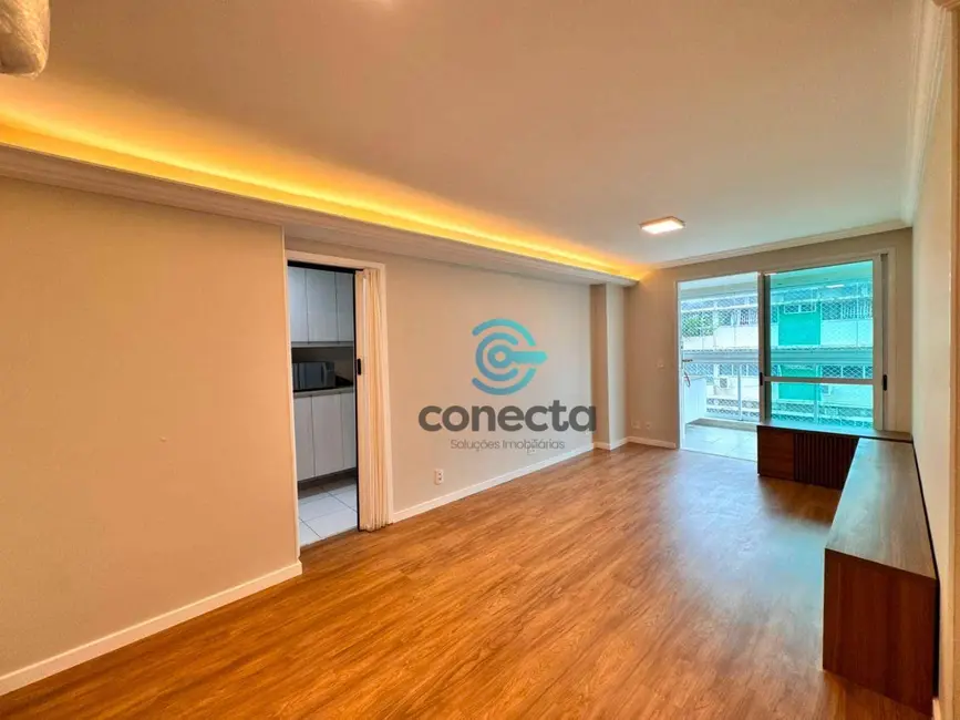 Apartamento com 3 quartos à venda, 120m2 em Icaraí, Niteroi - RJ - imagem 5 Foto 5 de Apartamento com 3 quartos à venda, 120m2 em Icaraí, Niteroi - RJ